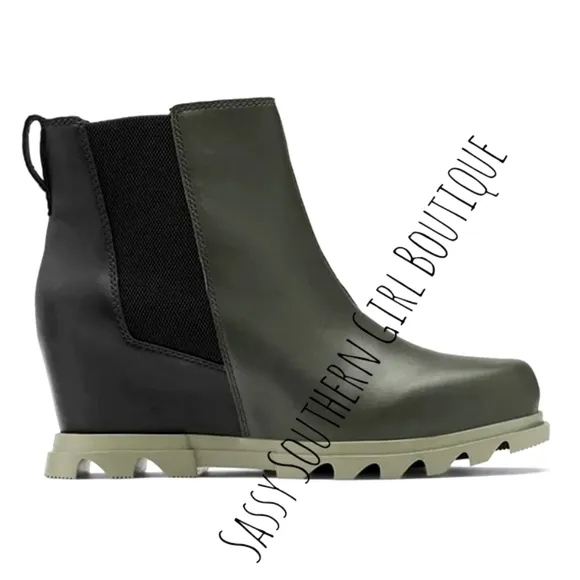 🆕⭐SOREL Joan of Arctic Chelsea Wedge III booties