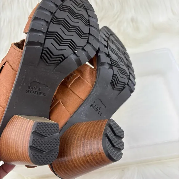 SOREL NADIA BUCKET CAMEL HEELS SANDALS SIZE 7.5