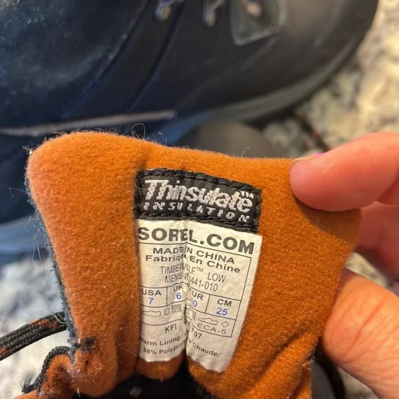 Sorel women hiking boots