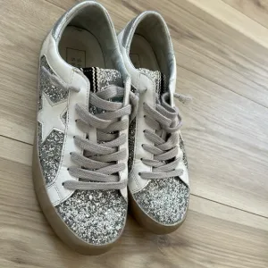 Sparkle sneakers