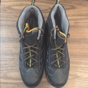 St John’s Bay Men’s Gray and Yellow Hiking Boots