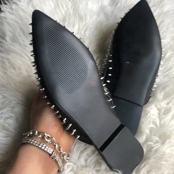 Steve Madden Pinpoint slip on studded shoes in black