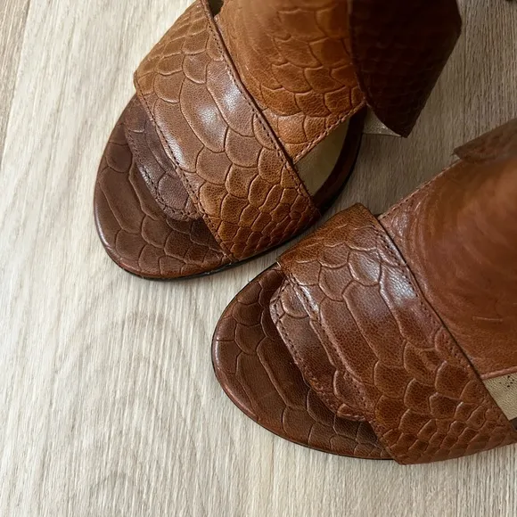 Stuart Weitzman Brown Safety Toffee King Cobra Sandals