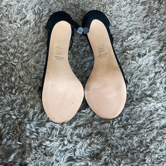 Stuart Weitzman Suede Keyhole Accent Sandals. Size 9.5