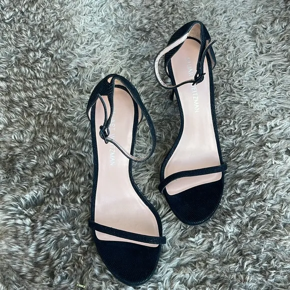 Stuart Weitzman Suede Keyhole Accent Sandals. Size 9.5