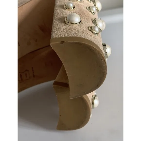Stuart Weitzman Sz 9 More Pearls Suede Nude Tan Bisque Beige Shoe Sandals Heels