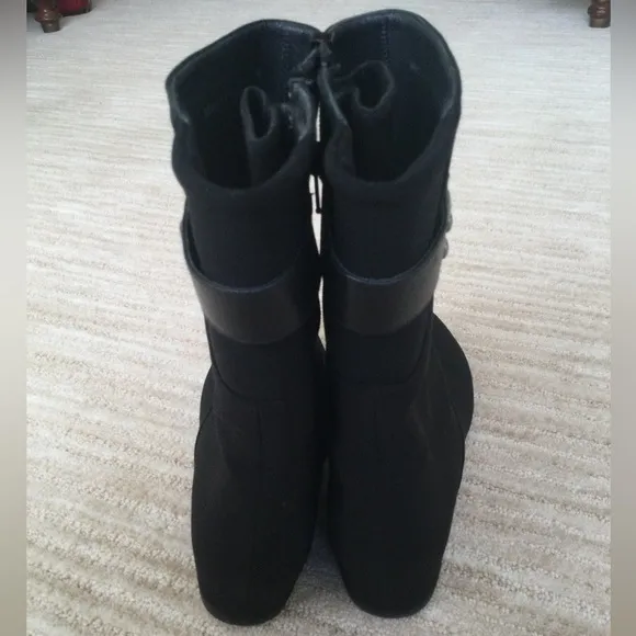 Stuart Weitzman Women's Wedge Luxury Black Downpour Dress Boots Gortex Size 7.5