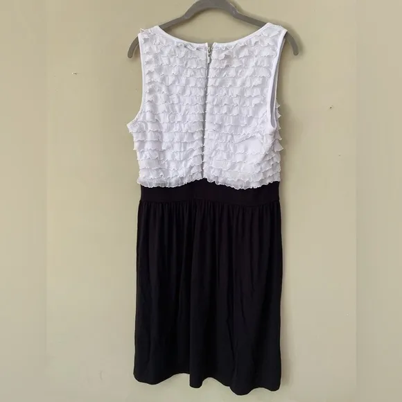 Style &amp; Co. Black and White Floral Motif Dress M