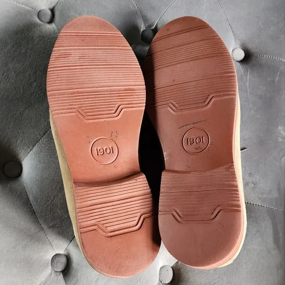 Tan Suede leather Oxford shoes