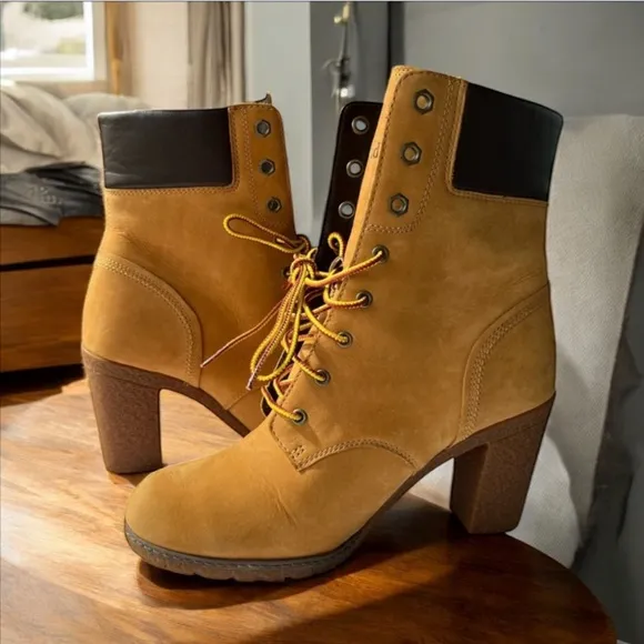 Timberland Glancy Women's Boots Size 8 Used