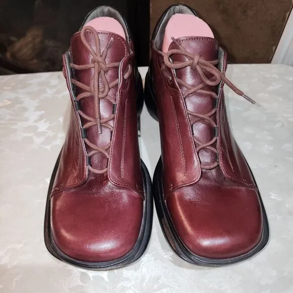 TKS CONTEMPORARY SHOES Sz 8 RARE Maroon Black Leather Chunky Y2K Vtg Punk Shoes