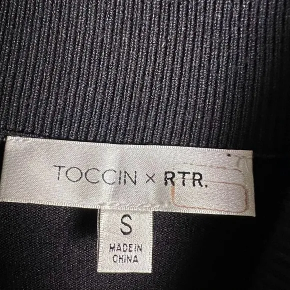 Toccin Ribbed Turtleneck Sweater Dress Midi Long Sleeve in Gray/Black Knit Small