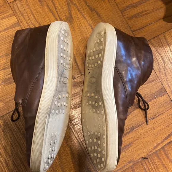 Tod’s lace up sneakers size 9 Brown