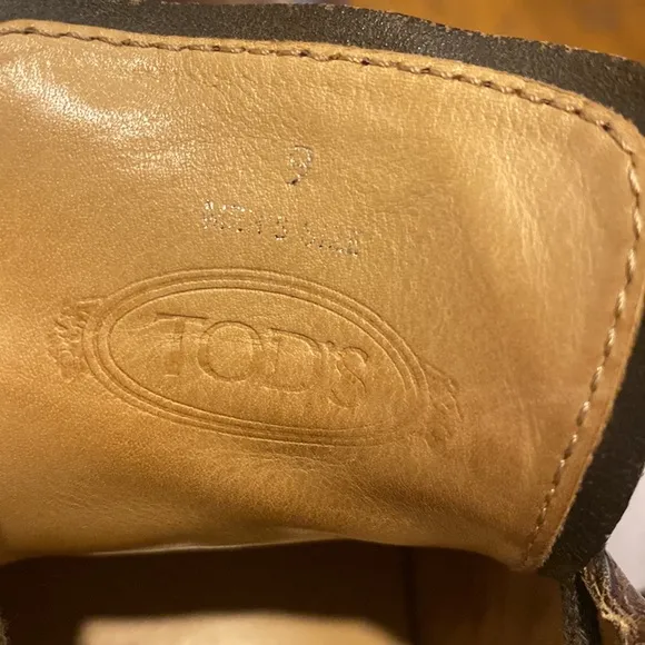 Tod’s lace up sneakers size 9 Brown