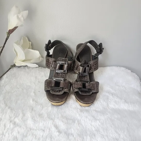 TORY BURCH Kayla Croc Leather Platform Sandals Heels