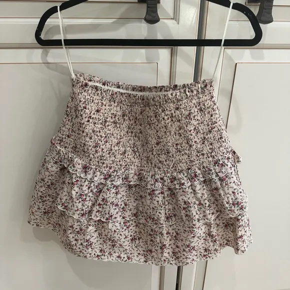 Tuckernuck Hyacinth House Floral Steff Smocked Mini Skirt (14)