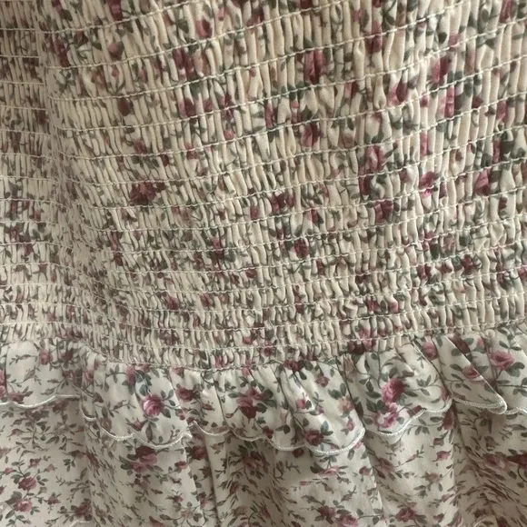 Tuckernuck Hyacinth House Floral Steff Smocked Mini Skirt (14)