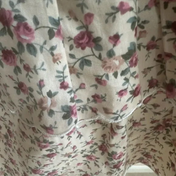 Tuckernuck Hyacinth House Floral Steff Smocked Mini Skirt (14)