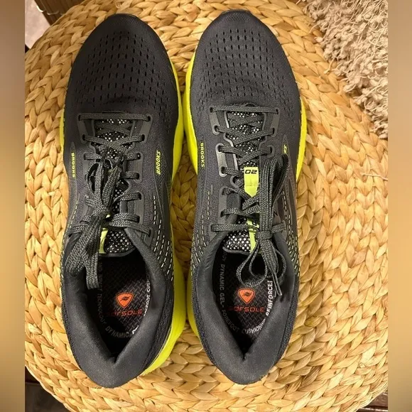 UEC BROOKS MEN’S Glycerin Black &amp; Neon Running Shoes Sneakers Size 14