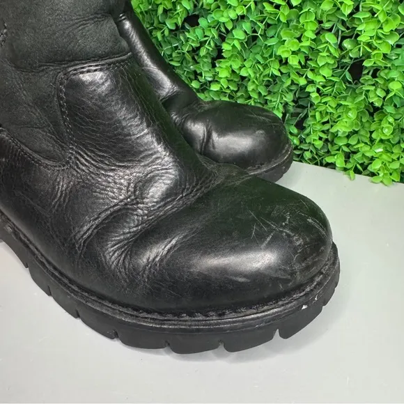 UGG Australia Men's 9 Beacon Black Leather Sheepskin Boots #5485