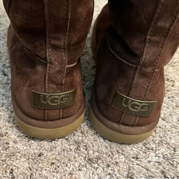 UGG Australia Upside Lace Up Shearling Boots Suede Sheepskin Boots Size 9