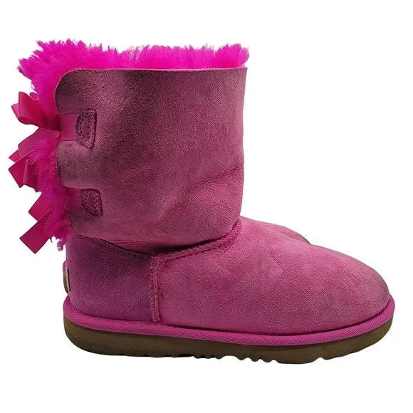 UGG Bailey Bow Girls 4 Pink Sheepskin Winter Cold Boots - 1017394K