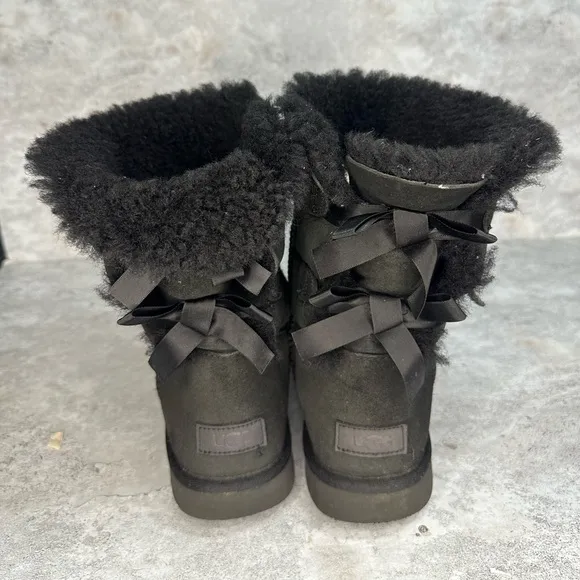 UGG Bailey Bow II Women's Winter Boots - Black, US 10