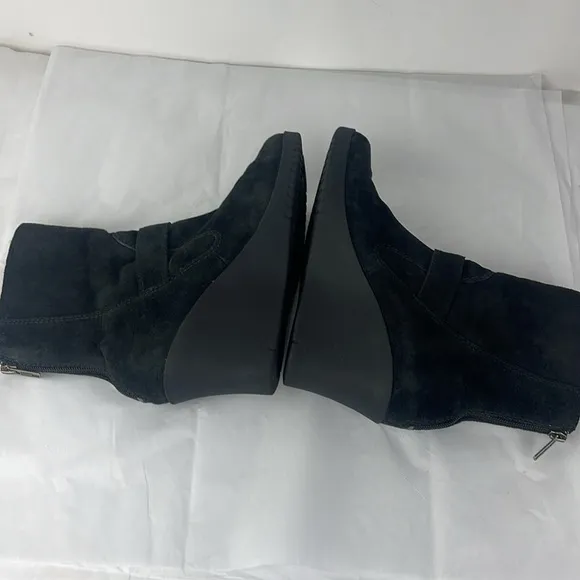 UGG Gisselle Boots