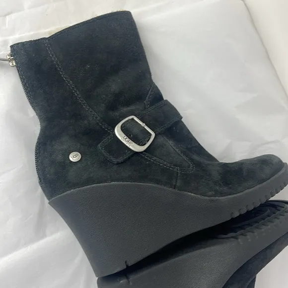 UGG Gisselle Boots