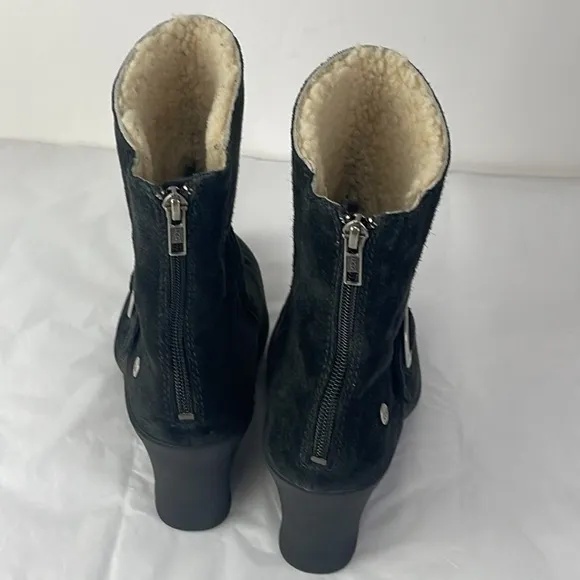 UGG Gisselle Boots