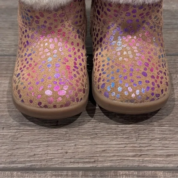 Ugg Jorie Spots Metallic Rainbow Shimmering Lined Sheepskin Boot Baby SZ 4/5 EUC