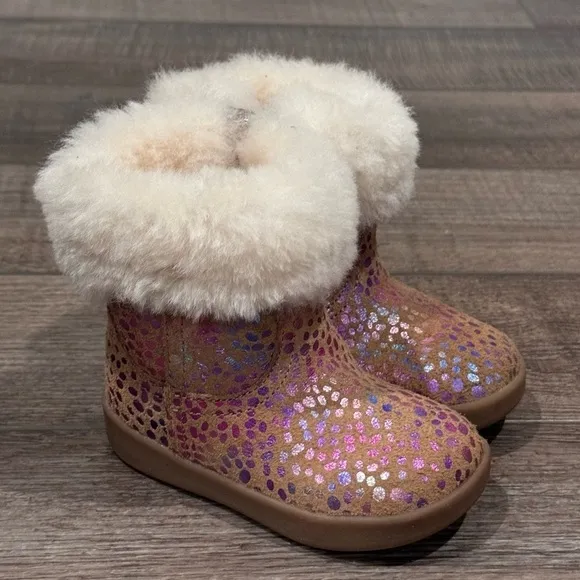 Ugg Jorie Spots Metallic Rainbow Shimmering Lined Sheepskin Boot Baby SZ 4/5 EUC