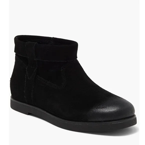 UGG Josefene Cuff Boots in Black, Size 9 NEW w/o Box