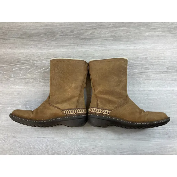 UGG Kona 5156 Women's 7 Brown Leather Shearling Lined Toggle MidCalf Winter Boot