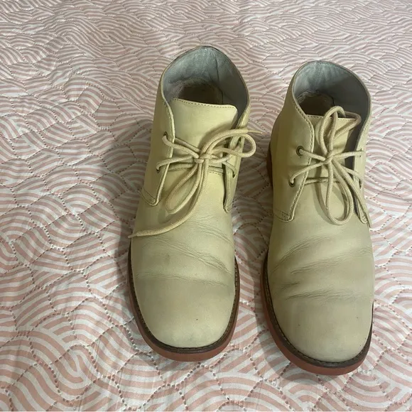 UGG Men's Leighton Lace Up Chukka boots