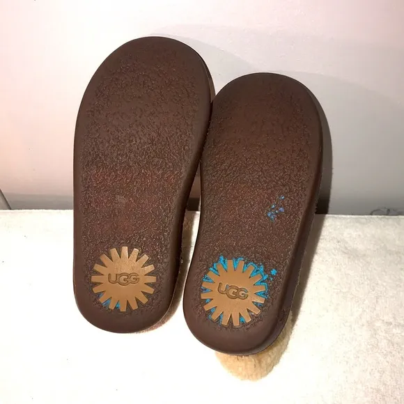 UGG toddler boots.