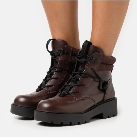 UGG Women's Tioga Waterproof Leather Hiking Style Boots burgundy