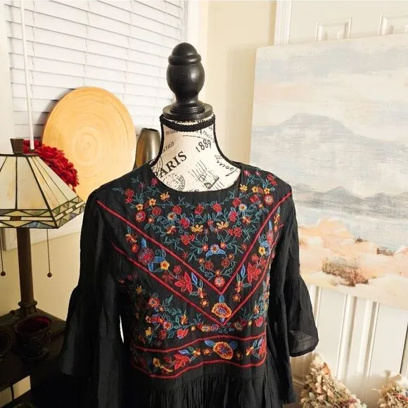 Umgee USA Rayon Blend Embroidered Babydoll Boho Dress. M fit