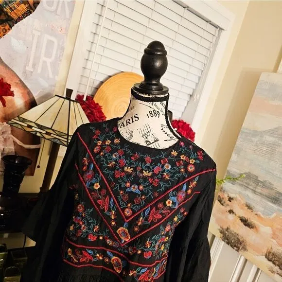 Umgee USA Rayon Blend Embroidered Babydoll Boho Dress. M fit