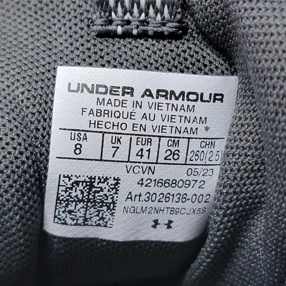 Under Armour 3026136-002 Men's UA Charged Maven Trail Running Shoes Size 8 New
