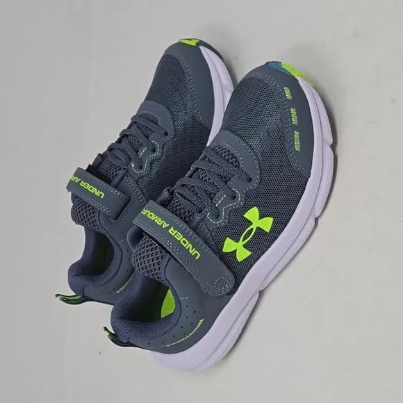 Under Armour Assert 10 AC Running Shoes Size 3Y