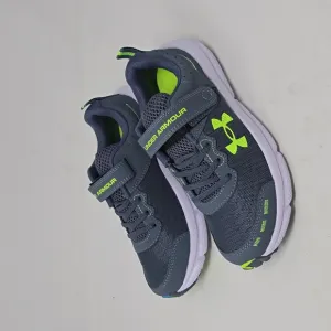 Under Armour Assert 10 AC Running Shoes Size 3Y