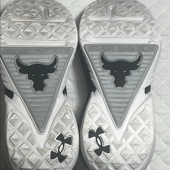 Under Armour Black and Gray Athletic Shoes