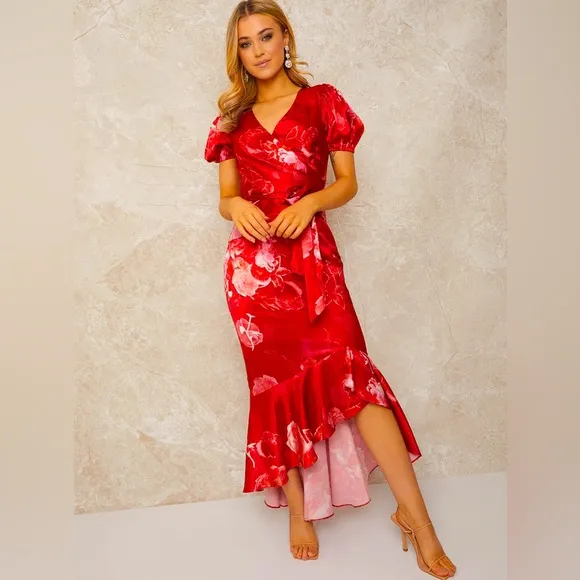 V Neck Puff Sleeve Floral Midi Dress by Chi Chi London