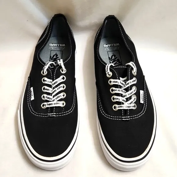 Vans × Ashley Williams Black and White Tetlxt Printed Laces Sneakers (W Size 8)