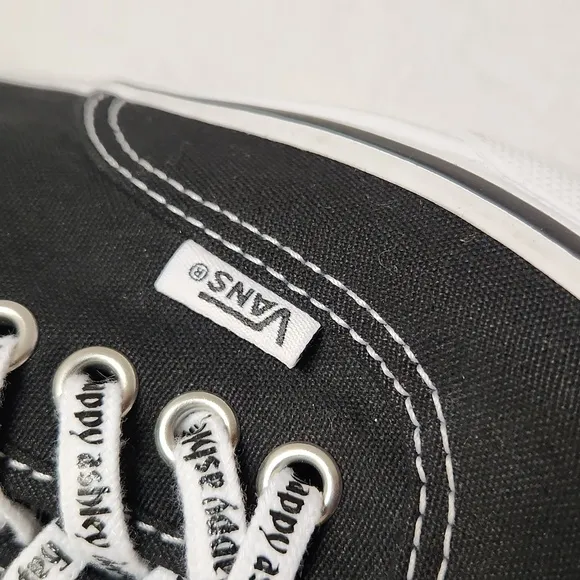Vans × Ashley Williams Black and White Tetlxt Printed Laces Sneakers (W Size 8)