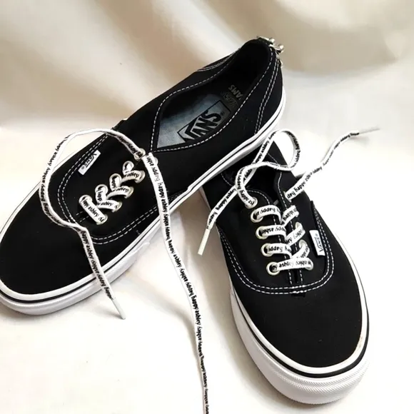 Vans × Ashley Williams Black and White Tetlxt Printed Laces Sneakers (W Size 8)