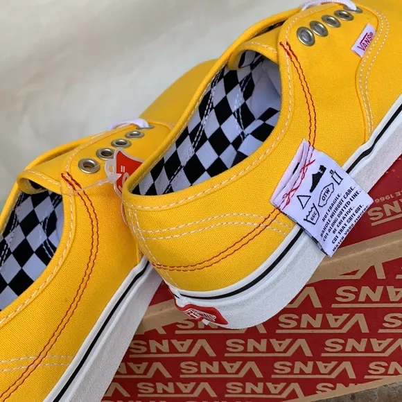 VANS AUTHENTIC HC DIY LEMON CHROME/TRUE WHITE WMNS