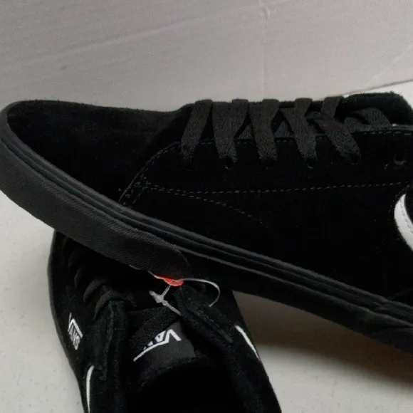 Vans Black Sneakers