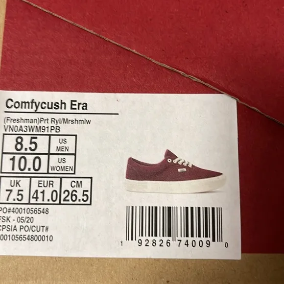 VANS COMFYCUSH ERA FRESHMAN PORT ROYAL/MARSHMALLOM WMNS Sneakers